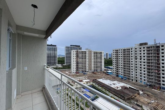 Varanda de apartamento à venda com 2 quartos, 52m² em Barra Olímpica, Rio de Janeiro