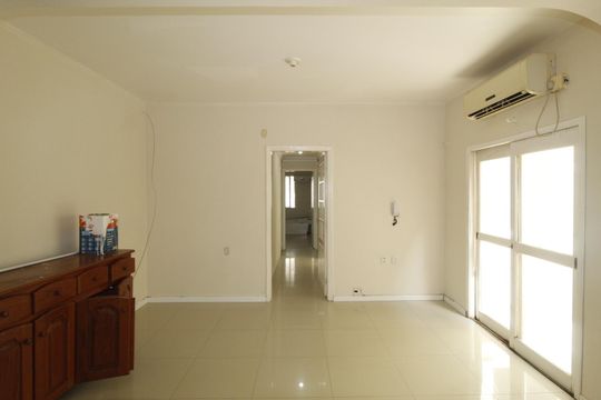 Sala de apartamento à venda com 3 quartos, 82m² em Floresta, Porto Alegre