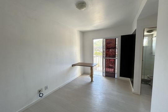 Apartamento para alugar com 2 quartos, 45m² em Cascadura, Rio de Janeiro