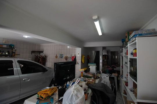 Garagem de casa para alugar com 4 quartos, 450m² em Vila Mazzei, São Paulo