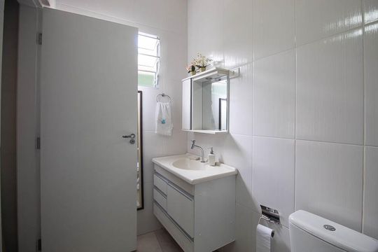 Banheiro da Suíte 2 de casa para alugar com 4 quartos, 450m² em Vila Mazzei, São Paulo