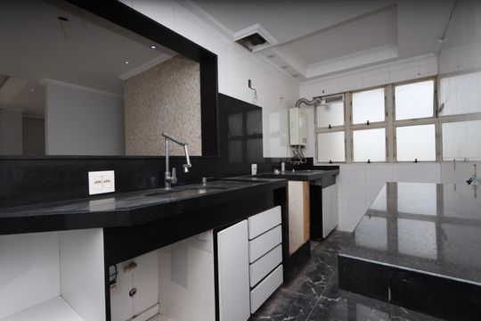 Cozinha de apartamento para alugar com 2 quartos, 64m² em Vila Ivone, São Paulo
