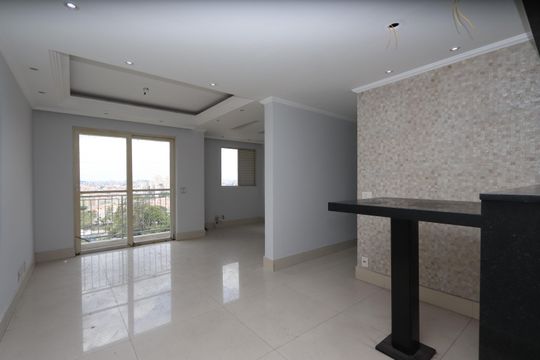 Sala de apartamento para alugar com 2 quartos, 64m² em Vila Ivone, São Paulo