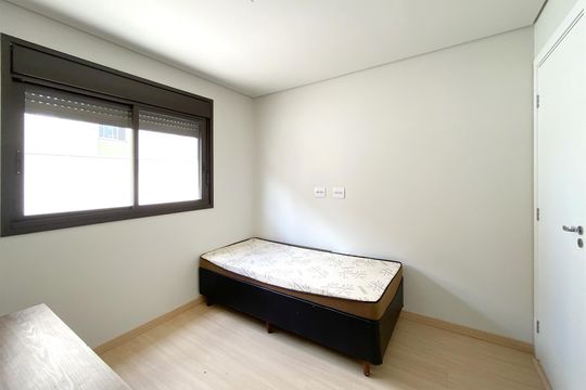 Quarto 2 de apartamento para alugar com 2 quartos, 134m² em Santo Antônio, Belo Horizonte