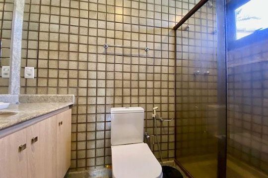 Casa à venda com 4 quartos, 365m² em Camboinhas, Niterói
