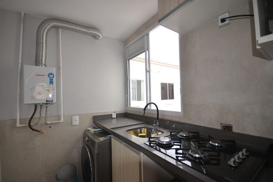 Cozinha e Área de Serviço de apartamento para alugar com 2 quartos, 55m² em Madureira, Rio de Janeiro