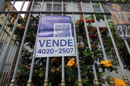 Placa de apartamento à venda com 1 quarto, 54m² em Olaria, Rio de Janeiro