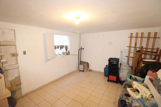 Quarto da Edícula de casa à venda com 2 quartos, 126m² em Vila Jacuí, São Paulo
