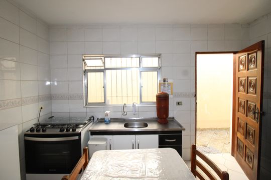 Cozinha de casa à venda com 2 quartos, 126m² em Vila Jacuí, São Paulo