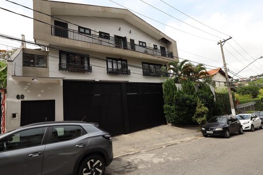 Fachada de kitnet/studio para alugar com 1 quarto, 30m² em Jardim Leonor, São Paulo