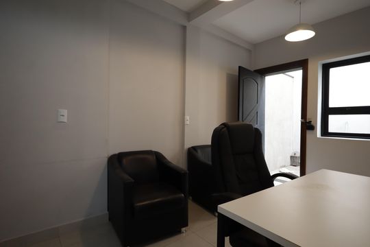 Sala de kitnet/studio para alugar com 1 quarto, 30m² em Jardim Leonor, São Paulo