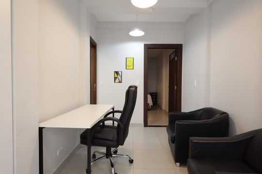 Sala de kitnet/studio para alugar com 1 quarto, 30m² em Jardim Leonor, São Paulo