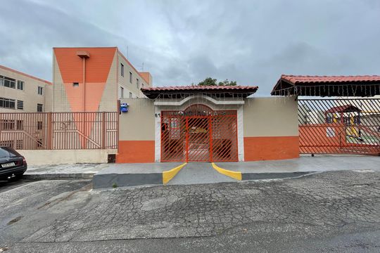 Fachada de apartamento à venda com 2 quartos, 58m² em Conjunto Residencial José Bonifácio, São Paulo