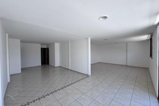 Sala de apartamento à venda com 3 quartos, 200m² em Recreio dos Bandeirantes, Rio de Janeiro