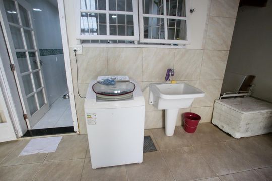 Área de Serviço de casa para alugar com 4 quartos, 314m² em Tanque, Rio de Janeiro