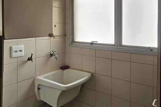 Área de Serviço de apartamento para alugar com 2 quartos, 57m² em Vila Ipojuca, São Paulo