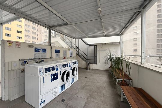 Área comum de apartamento para alugar com 1 quarto, 32m² em República, São Paulo