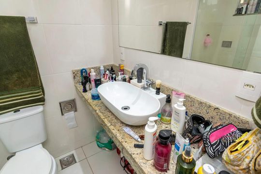 Banheiro da Suíte de apartamento à venda com 2 quartos, 79m² em Penha, Rio de Janeiro
