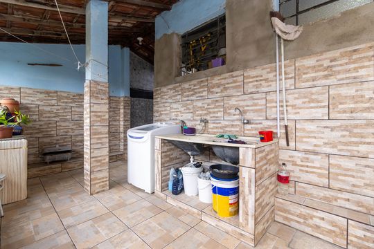 Área de Serviço de casa à venda com 4 quartos, 329m² em Planalto, Belo Horizonte