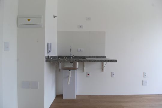 Cozinha de kitnet/studio à venda com 1 quarto, 24m² em Vila Olímpia, São Paulo