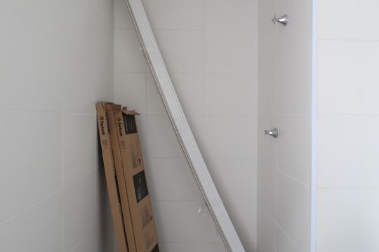 Banheiro de kitnet/studio à venda com 1 quarto, 24m² em Vila Olímpia, São Paulo