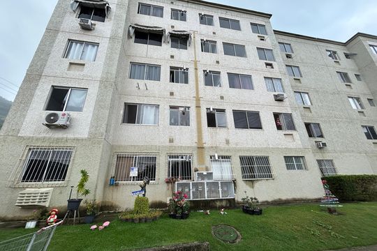 Fachada + plaquinha de apartamento à venda com 2 quartos, 42m² em Água Santa, Rio de Janeiro