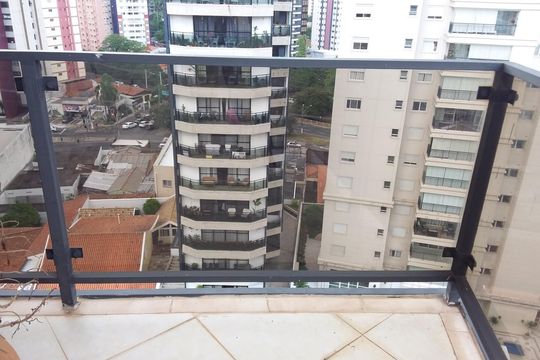 Apartamento à venda com 3 quartos, 180m² em Cambuí, Campinas