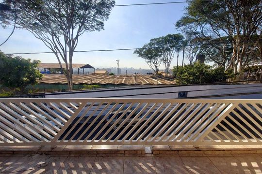 Casa à venda com 3 quartos, 180m² em Santo Antônio, Osasco