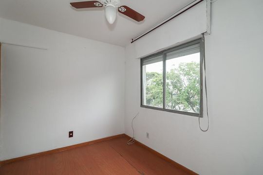 Quarto 2 de apartamento à venda com 2 quartos, 50m² em Rubem Berta, Porto Alegre