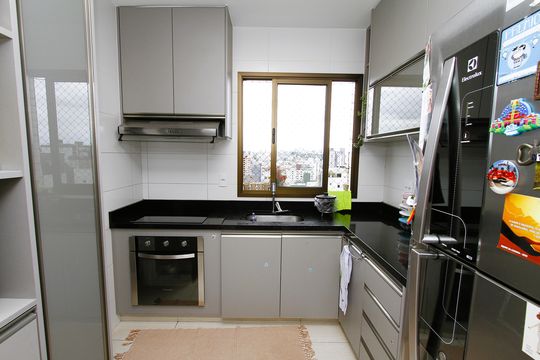 Cozinha de apartamento à venda com 3 quartos, 87m² em Prado, Belo Horizonte