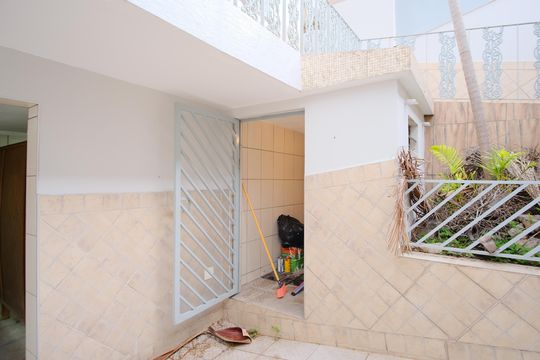 Deposito de casa à venda com 3 quartos, 137m² em Penha de França, São Paulo