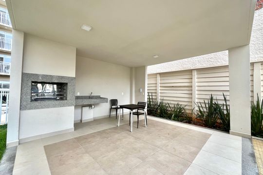 Área comum - Churrasqueira de apartamento para alugar com 2 quartos, 40m² em Jardim Itacolomi, São Paulo