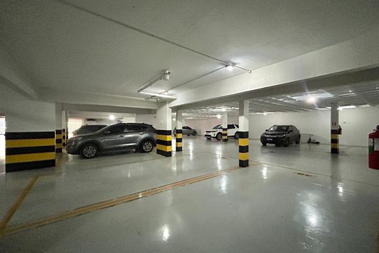 Garagem de apartamento para alugar com 3 quartos, 110m² em Centro, Novo Hamburgo