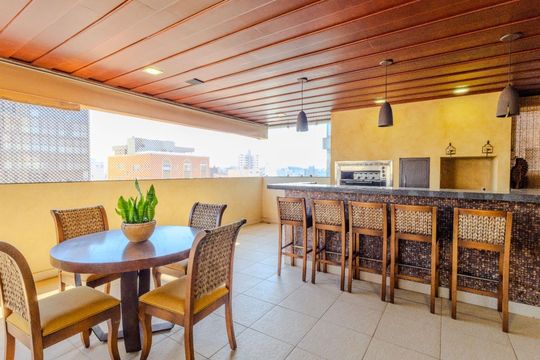 Apartamento à venda com 4 quartos, 580m² em Cambuí, Campinas
