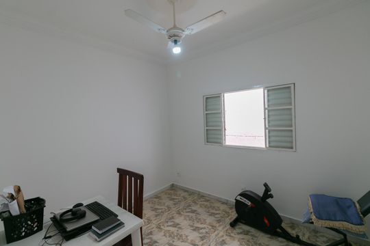 Casa para alugar com 3 quartos, 360m² em Vila Cloris, Belo Horizonte