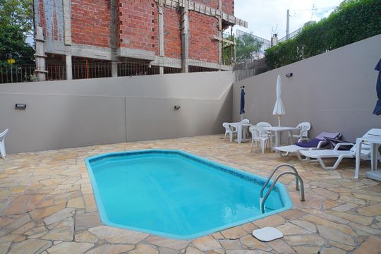 Área comum - Piscina de apartamento para alugar com 2 quartos, 95m² em Chácara das Pedras, Porto Alegre