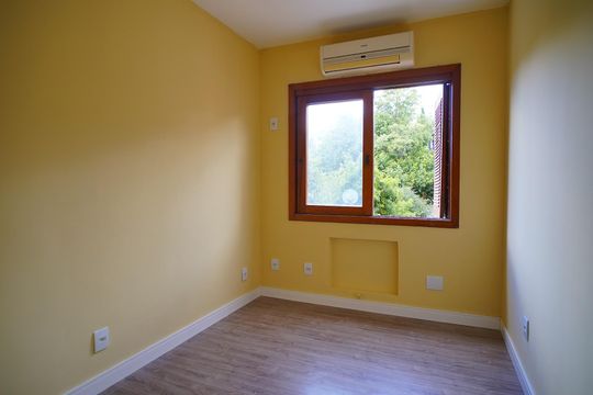 Quarto 1 de apartamento para alugar com 2 quartos, 95m² em Chácara das Pedras, Porto Alegre