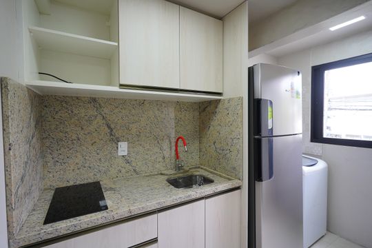 Cozinha de apartamento para alugar com 2 quartos, 73m² em Ponta das Canas, Florianópolis