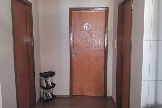 Casa à venda com 6 quartos, 300m² em Harmonia, Canoas