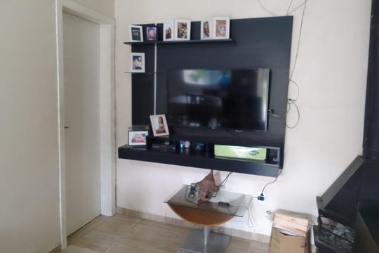 Casa à venda com 6 quartos, 300m² em Harmonia, Canoas