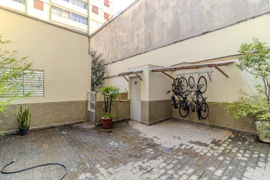 Bicicletário de apartamento para alugar com 1 quarto, 51m² em Vila Buarque, São Paulo