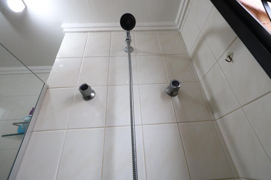 Banheiro Social de apartamento à venda com 3 quartos, 84m² em Vila Zilda, São Paulo