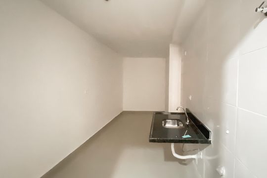 Sala /cozinha/area de serviço de apartamento para alugar com 2 quartos, 42m² em Parque Boturussu, São Paulo
