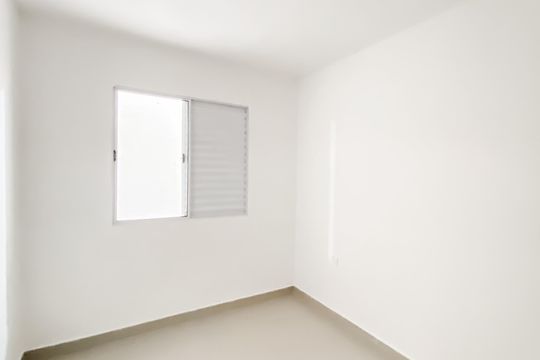 Quarto 2 de apartamento para alugar com 2 quartos, 42m² em Parque Boturussu, São Paulo