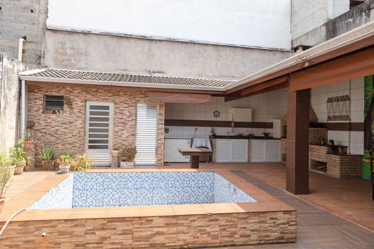 Quarto 4 suíte  - vista de casa para alugar com 4 quartos, 300m² em Jardim Rosa de Franca, Guarulhos