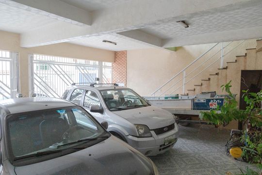 Garagem de casa para alugar com 4 quartos, 300m² em Jardim Rosa de Franca, Guarulhos