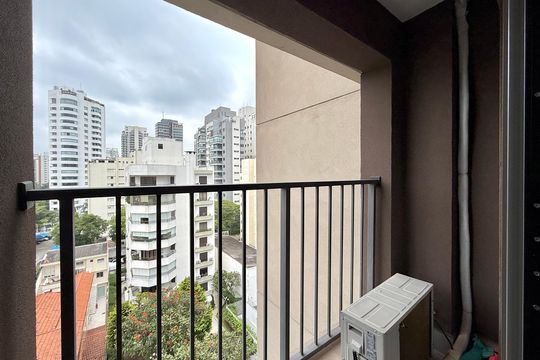 Sacada de kitnet/studio para alugar com 0 quarto, 28m² em Campo Belo, São Paulo