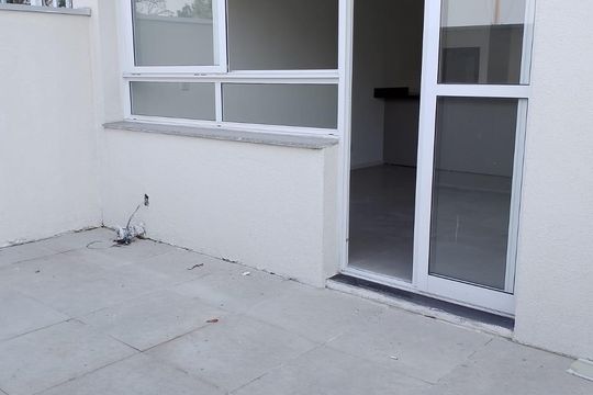 Varanda  de apartamento para alugar com 1 quarto, 55m² em Jardim Botânico, Porto Alegre