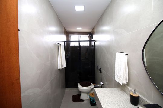 Banheiro Social de apartamento à venda com 3 quartos, 115m² em Penha, Rio de Janeiro