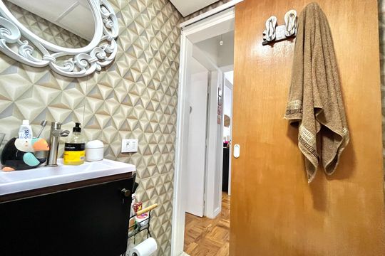 Banheiro de apartamento à venda com 2 quartos, 55m² em Parque Imperial, São Paulo